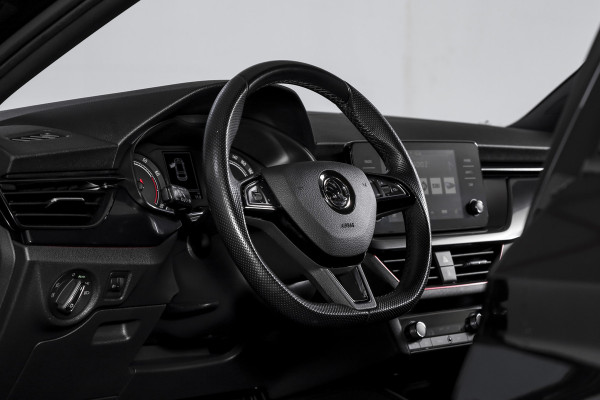 Škoda SCALA 1.5 TSI 150 PK Sport Business - Automaat Orig. NL | Cruise | Stoelverw. | PDC | App. Connect | ECC | LM 18" |