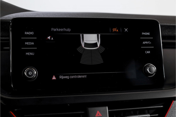 Škoda SCALA 1.5 TSI 150 PK Sport Business - Automaat Orig. NL | Cruise | Stoelverw. | PDC | App. Connect | ECC | LM 18" |
