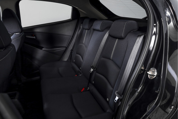 Mazda 2 1.5 Skyactiv-G 90 PK Luxury Orig. NL | Cruise | Stoel-+Stuurverw. | PDC | App. Connect | ECC | LM 16" |