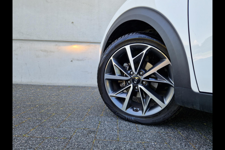 Kia Niro 1.6 GDi Hybrid DynamicPlusLine | Trekhaak | Clima | LED | Stoelverwarming | Adaptive Cruise | PDC |