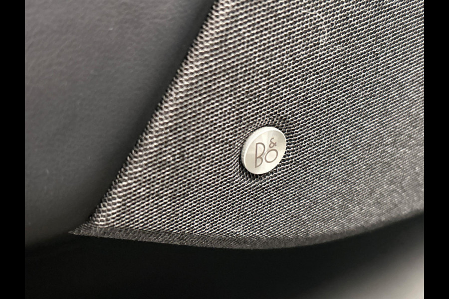 Ford Mustang Mach-E RWD 75 kWh | Origineel NL | B&O | Rondomzicht/Camera | Leder