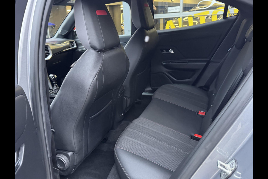 Opel Mokka 1.2 Turbo GS Line Navigatie / Apple CarPlay I Airco I LED I PDC I Sport velgen I 39.000 KM Dealer onderhouden