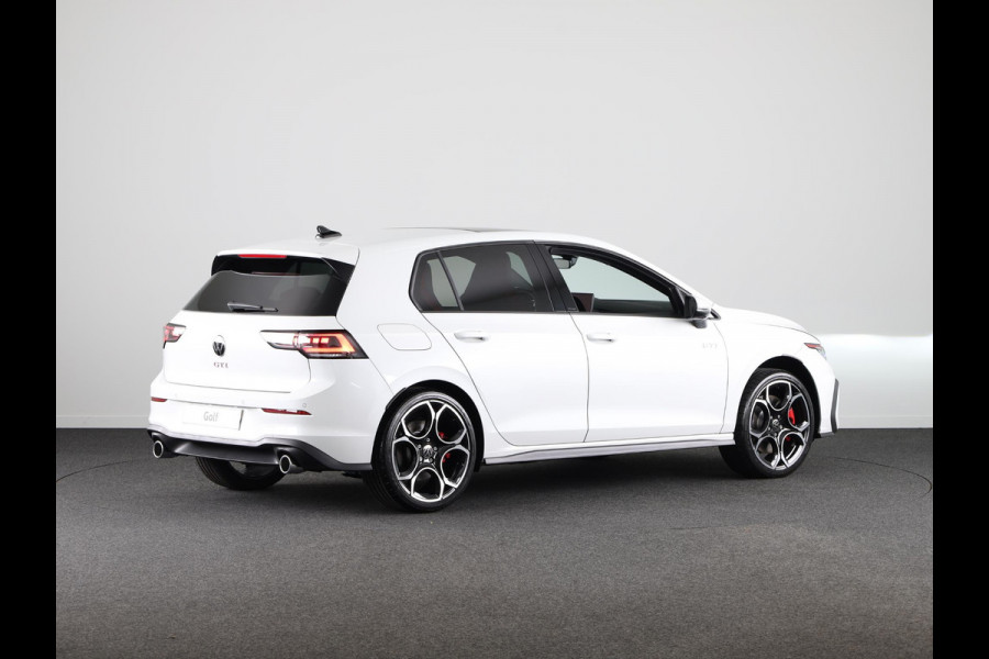 Volkswagen Golf GTI 2.0 195 kW / 265 pk TSI Hatchback 7 versn. DSG | Verlengde garantie | Panorama dak | Head up Display | Harman Kardon |