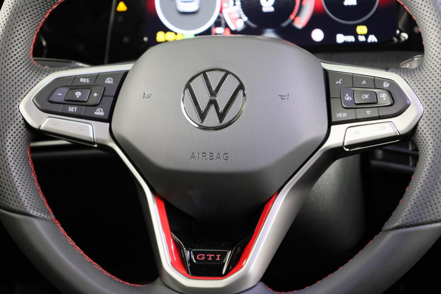 Volkswagen Golf GTI 2.0 195 kW / 265 pk TSI Hatchback 7 versn. DSG | Verlengde garantie | Panorama dak | Head up Display | Harman Kardon |