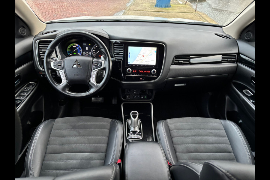 Mitsubishi Outlander 2.4 PHEV Intense+ Camera/Navigatie/Stuur+stoelverwarming