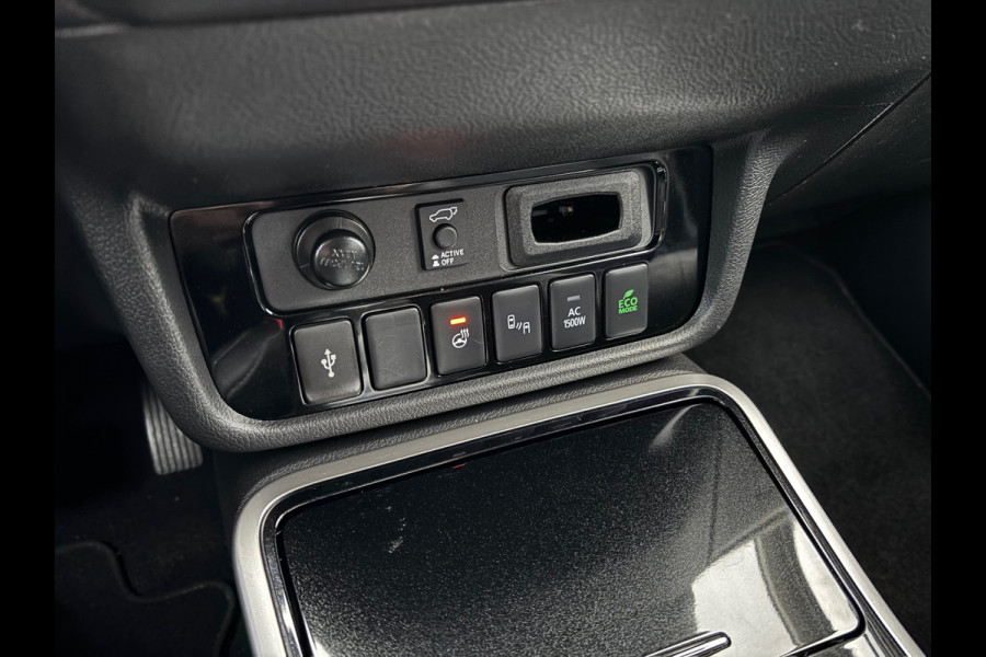 Mitsubishi Outlander 2.4 PHEV Intense+ Camera/Navigatie/Stuur+stoelverwarming