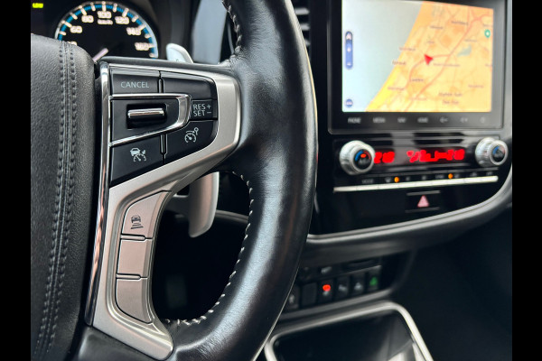 Mitsubishi Outlander 2.4 PHEV Intense+ Camera/Navigatie/Stuur+stoelverwarming