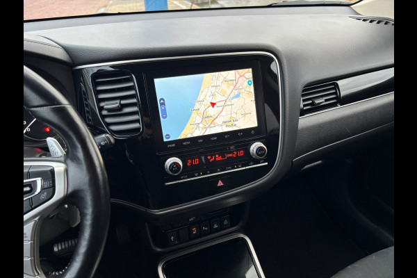 Mitsubishi Outlander 2.4 PHEV Intense+ Camera/Navigatie/Stuur+stoelverwarming