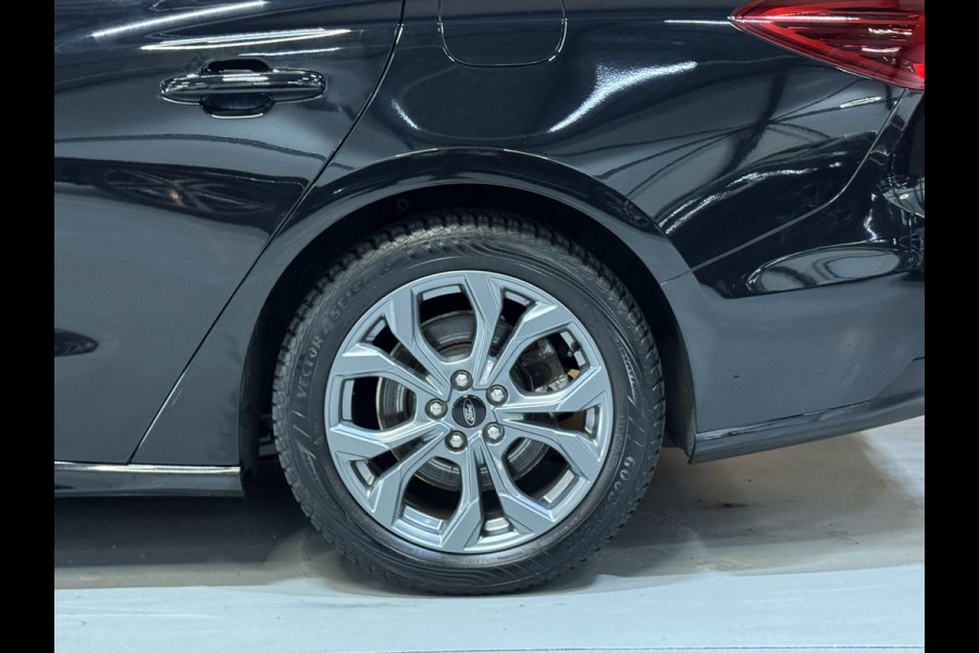 Ford FOCUS Wagon 1.0 EcoBoost Mild-Hybrid ST Line Garantie Carplay StuurVW StoelVW Cruise Clima Navi Lane Led Dab Rijklaar