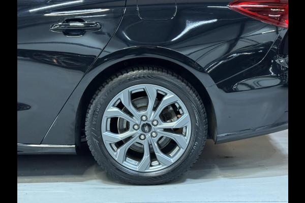 Ford FOCUS Wagon 1.0 EcoBoost Mild-Hybrid ST Line Garantie Carplay StuurVW StoelVW Cruise Clima Navi Lane Led Dab Rijklaar