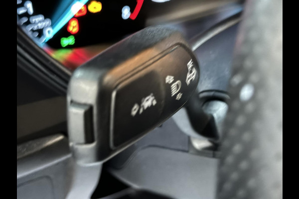 Ford FOCUS Wagon 1.0 EcoBoost Mild-Hybrid ST Line Garantie Carplay StuurVW StoelVW Cruise Clima Navi Lane Led Dab Rijklaar