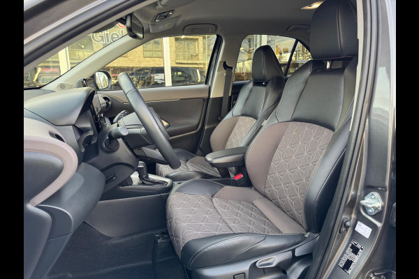 Toyota Yaris Cross 1.5 Hybrid 130pk Executive Limited | Elektrische achterklep, Stoel + Stuurverwarming, 18 inch, Dodehoekherkenning, Parkeersensor