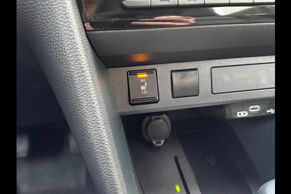 Toyota Yaris Cross 1.5 Hybrid 130pk Executive Limited | Elektrische achterklep, Stoel + Stuurverwarming, 18 inch, Dodehoekherkenning, Parkeersensor