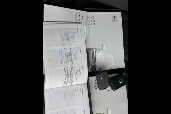 Volvo V60 2.0 D4 Inscription 190PK LEDER FULL 2021 DEALER OH / NETTO EXPORT € 14.950