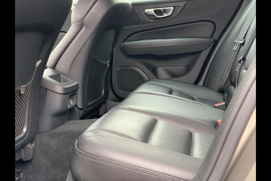 Volvo V60 2.0 D4 Inscription 190PK LEDER FULL 2021 DEALER OH / NETTO EXPORT € 14.950