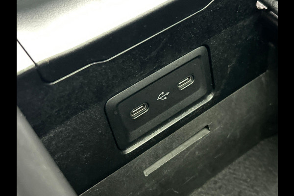 Mercedes-Benz C-Klasse 180 AMG Line | Pano/Dak | Burmester | Leder/Alcantara | Camera