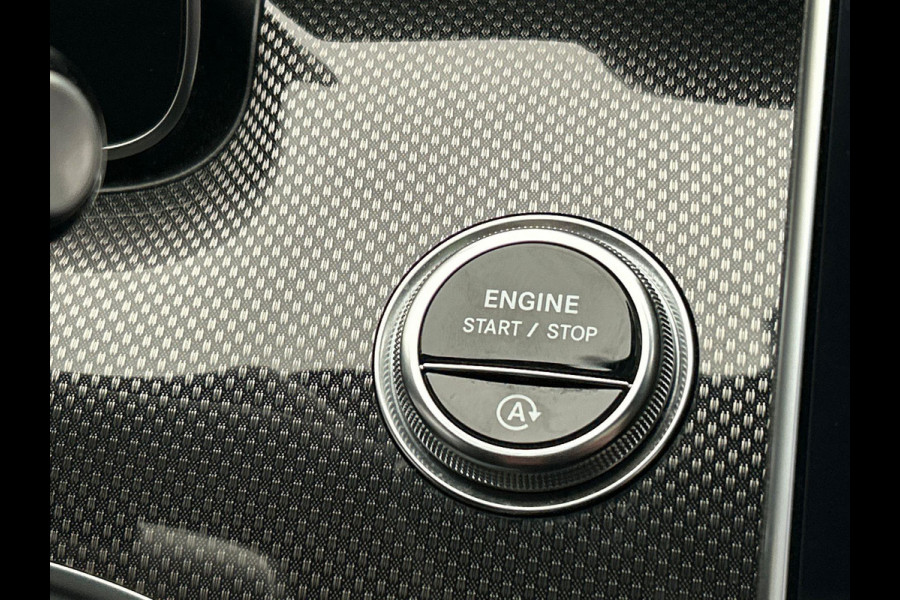 Mercedes-Benz C-Klasse 180 AMG Line | Pano/Dak | Burmester | Leder/Alcantara | Camera