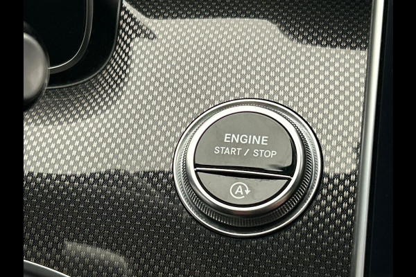 Mercedes-Benz C-Klasse 180 AMG Line | Pano/Dak | Burmester | Leder/Alcantara | Camera