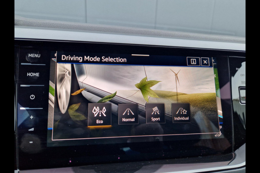 Volkswagen Polo 1.0 TSI DSG R-Line /Virtual Pro /Keyless /IQ Drive /IQ Light