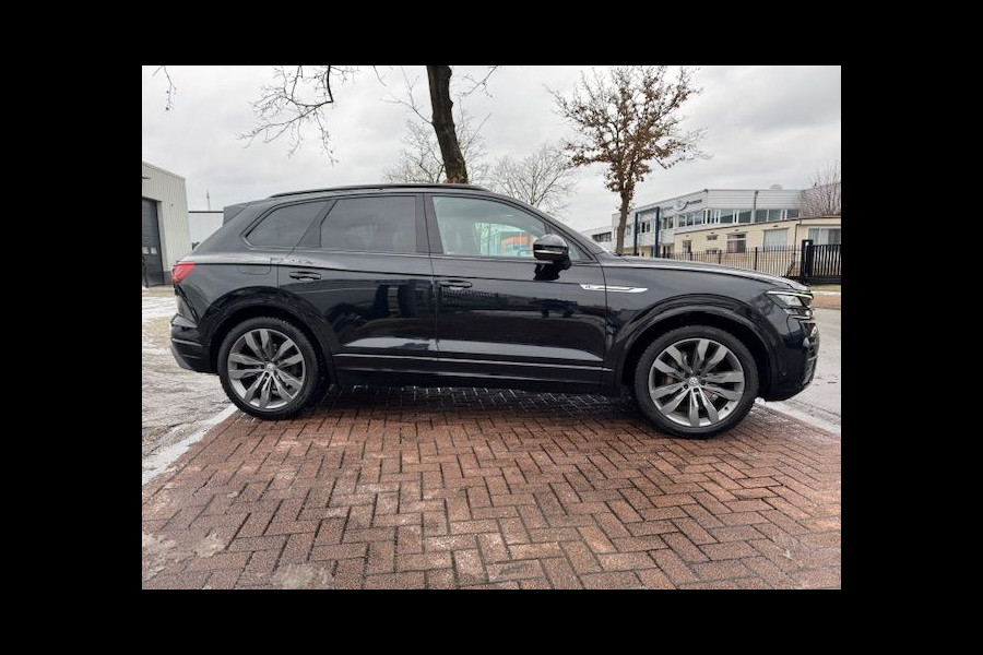 Volkswagen Touareg 3.0 TDI R-Line Automaat 1e Eigenaar Virtueel Cockpit,Airco/ECC,Navigatie,HUD,Panoramadak