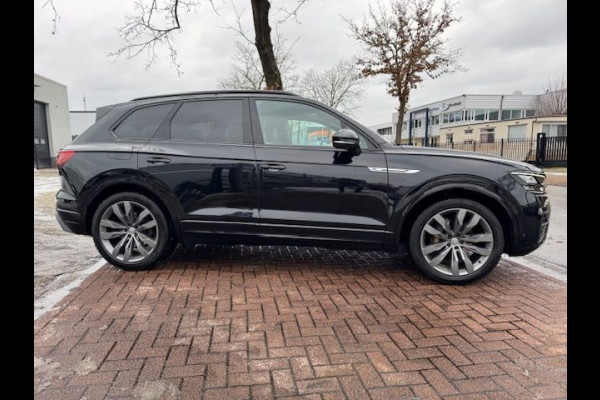 Volkswagen Touareg 3.0 TDI R-Line Automaat 1e Eigenaar Virtueel Cockpit,Airco/ECC,Navigatie,HUD,Panoramadak