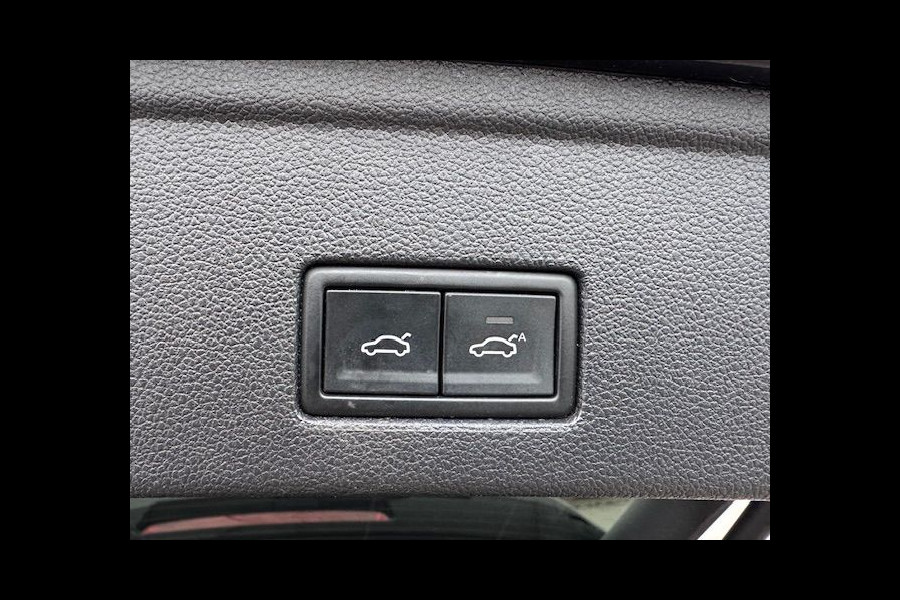 Volkswagen Touareg 3.0 TDI R-Line Automaat 1e Eigenaar Virtueel Cockpit,Airco/ECC,Navigatie,HUD,Panoramadak