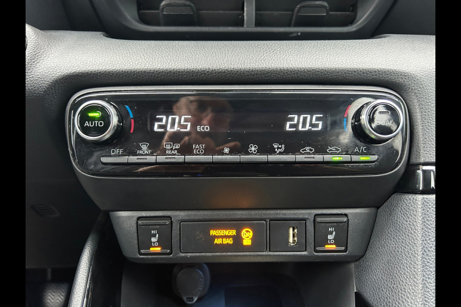 Toyota Yaris 1.5 Hybrid Launch Edition Dealer Auto Fabrieksgarantie!