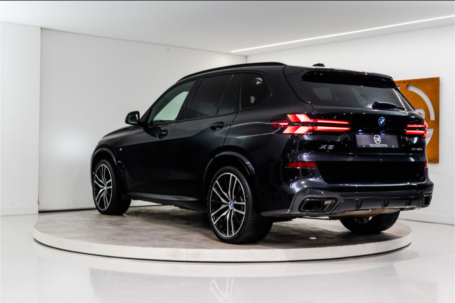 BMW X5 xDrive50e M-Sport 489PK | Pano | Glow | Trekhaak | Harman/Kardon | Drive Pro | VOL! 12 MND Garantie