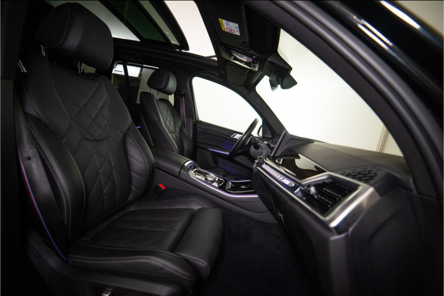 BMW X5 xDrive50e M-Sport 489PK | Pano | Glow | Trekhaak | Harman/Kardon | Drive Pro | VOL! 12 MND Garantie