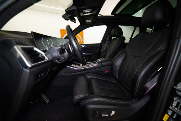 BMW X5 xDrive50e M-Sport 489PK | Pano | Glow | Trekhaak | Harman/Kardon | Drive Pro | VOL! 12 MND Garantie