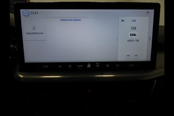 Ford Focus 1.0 EcoBoost Hybrid Titanium NAVI/CLIMA/CRUISE/PDC/16"LMV!