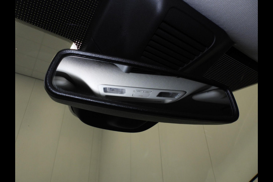 Ford Focus 1.0 EcoBoost Hybrid Titanium NAVI/CLIMA/CRUISE/PDC/16"LMV!