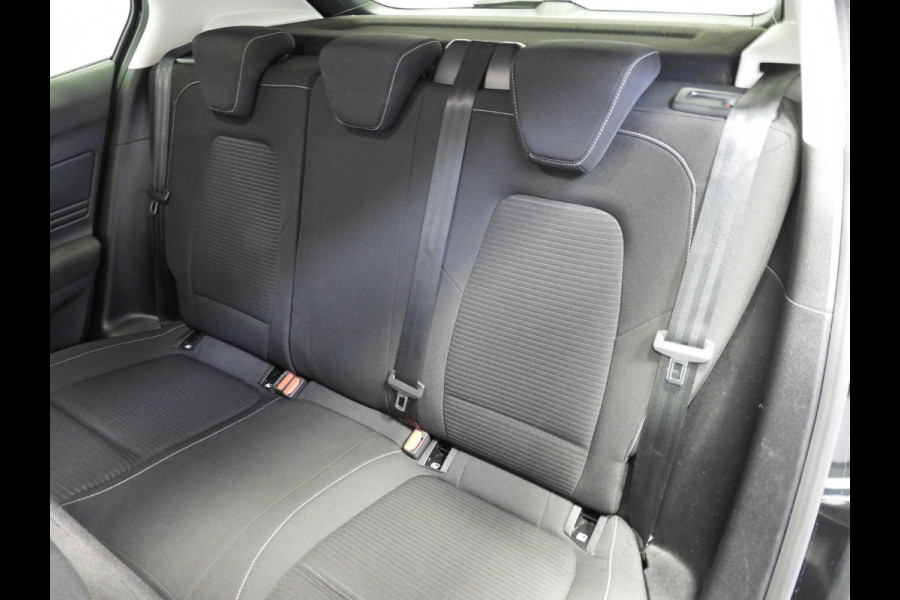 Ford Focus 1.0 EcoBoost Hybrid Titanium NAVI/CLIMA/CRUISE/PDC/16"LMV!