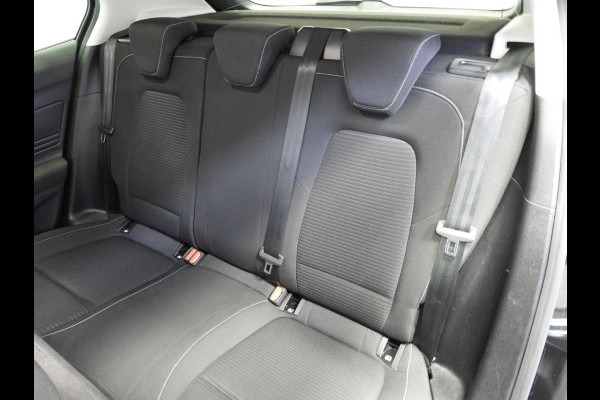 Ford Focus 1.0 EcoBoost Hybrid Titanium NAVI/CLIMA/CRUISE/PDC/16"LMV!