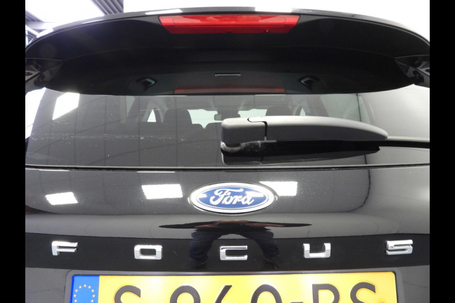 Ford Focus 1.0 EcoBoost Hybrid Titanium NAVI/CLIMA/CRUISE/PDC/16"LMV!