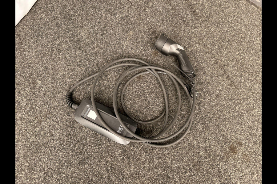 Kia Niro 1.6 GDi PHEV Launch Edition | Pano/Dak | Trekhaak | Stoel/Stuur Verwarming | Harman/Kardon