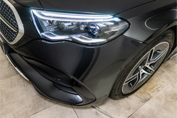 Mercedes-Benz E-Klasse Estate 300 e AMG 313PK | Pano | LED | Trekhaak | Sfeer | Burmester | Fabrieksgarantie