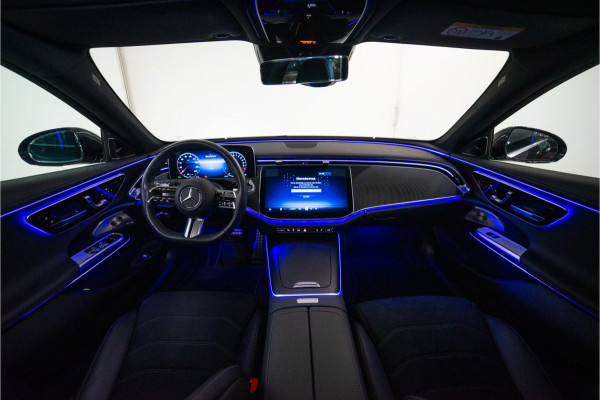 Mercedes-Benz E-Klasse Estate 300 e AMG 313PK | Pano | LED | Trekhaak | Sfeer | Burmester | Fabrieksgarantie