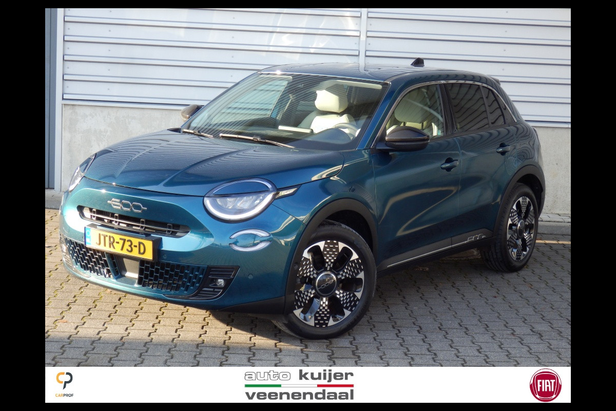 Fiat 600 101PK Hybrid La Prima | 360 camera | Massagestoel | Compleet |