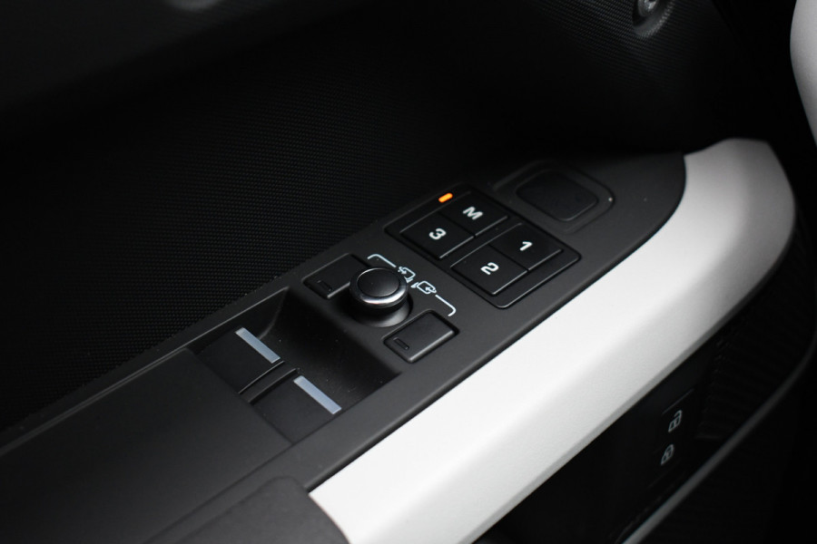 Land Rover Defender 110 3.0 D250 Rock-X Luchtv 22-Kahn Trekh Meridian El-stoel 360