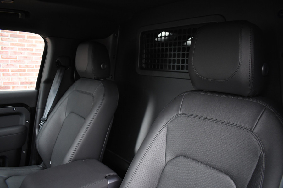 Land Rover Defender 110 3.0 D250 Rock-X Luchtv 22-Kahn Trekh Meridian El-stoel 360