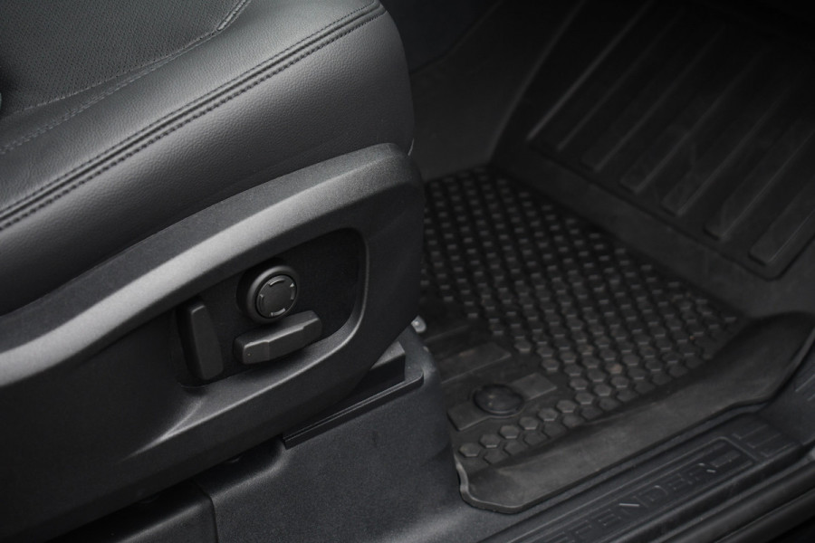 Land Rover Defender 110 3.0 D250 Rock-X Luchtv 22-Kahn Trekh Meridian El-stoel 360