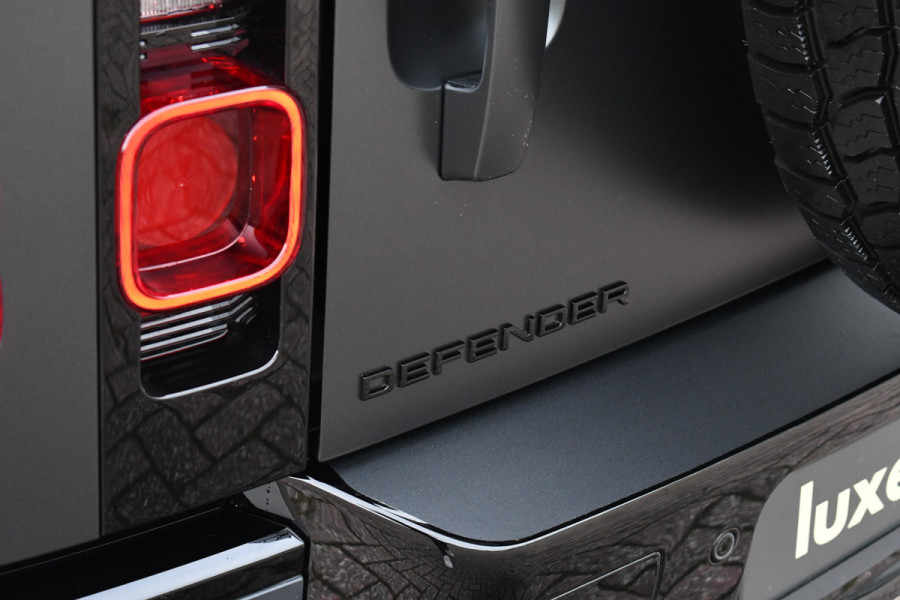 Land Rover Defender 110 3.0 D250 Rock-X Luchtv 22-Kahn Trekh Meridian El-stoel 360