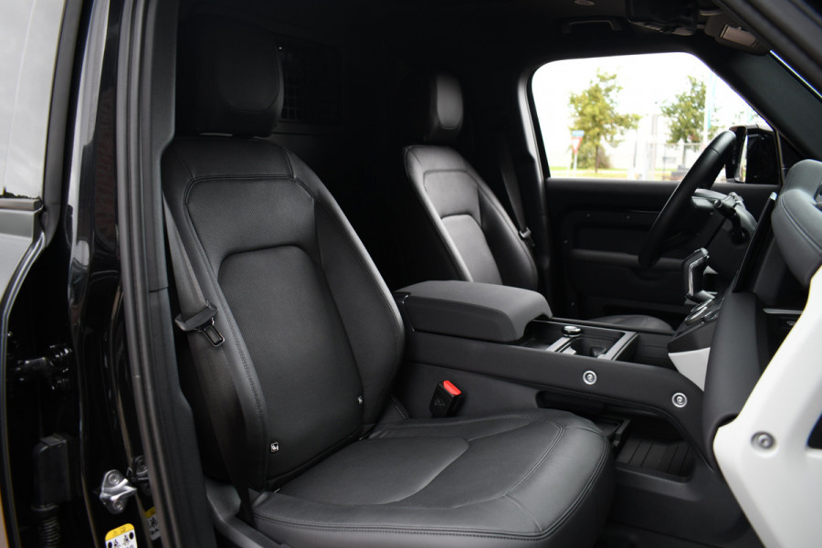 Land Rover Defender 110 3.0 D250 Rock-X Luchtv 22-Kahn Trekh Meridian El-stoel 360