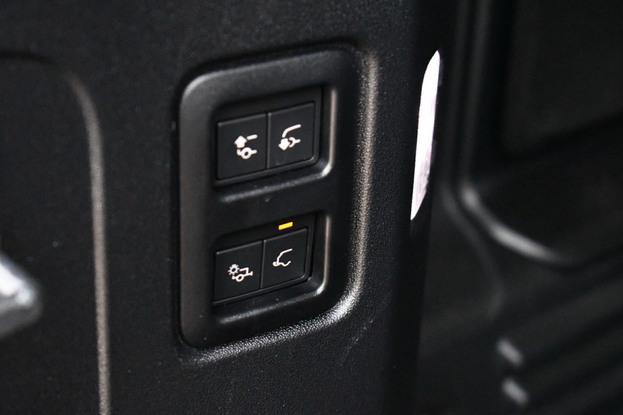 Land Rover Defender 110 3.0 D250 Rock-X Luchtv 22-Kahn Trekh Meridian El-stoel 360