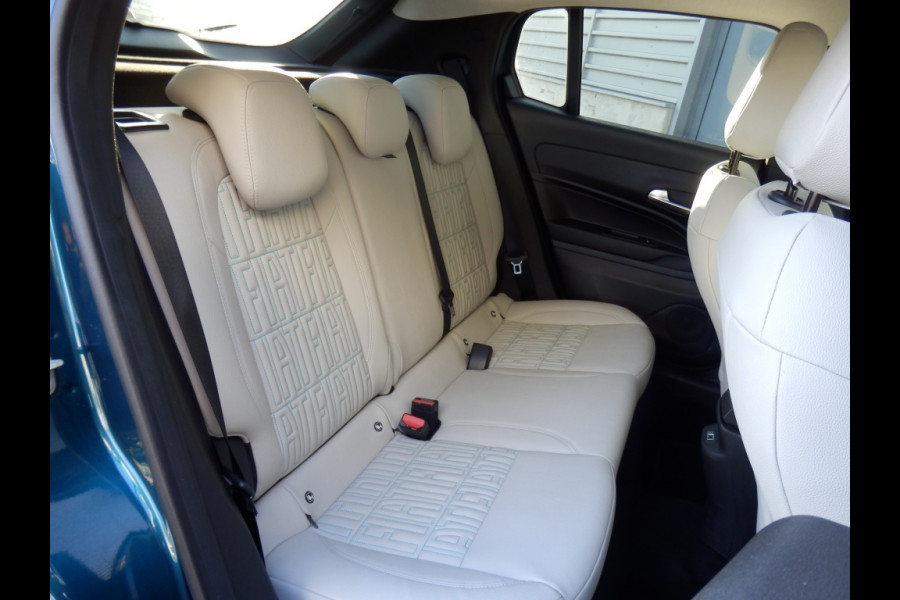 Fiat 600 101PK Hybrid La Prima | 360 camera | Massagestoel | Compleet |