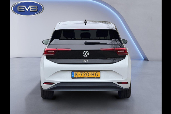 Volkswagen ID.3 First Max 58 kWh, panoramadak, camera, 20 inch, stoelverwarming, parelmoer, 1 e eigenaar, NL auto met nap