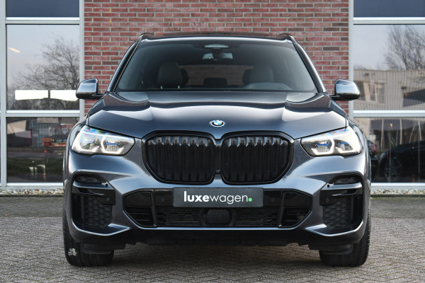 BMW X5 xDrive45e 394pk M-Sport Pano HUD ACC 360 Laser Trekhaak