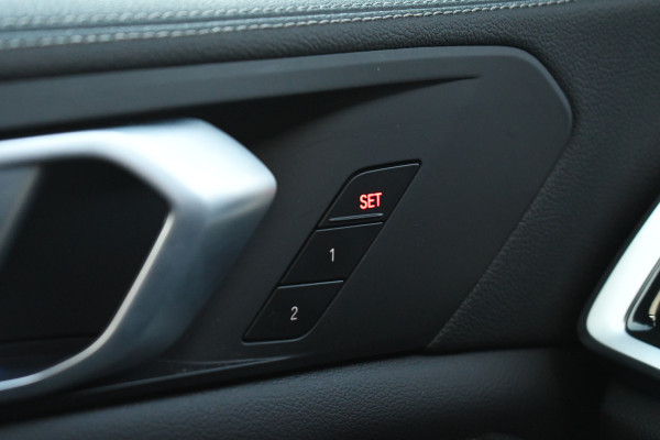 BMW X5 xDrive45e 394pk M-Sport Pano HUD ACC 360 Laser Trekhaak