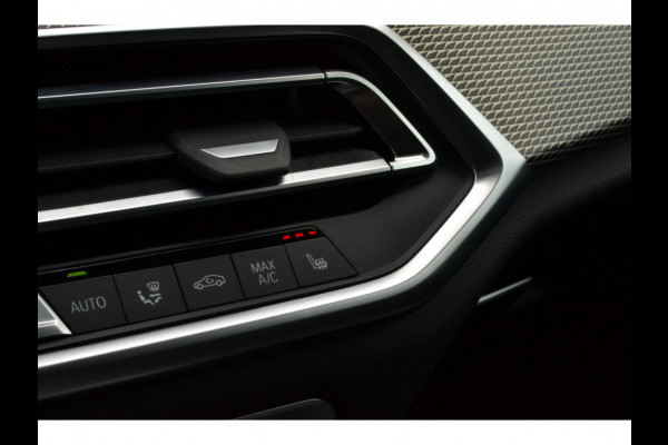 BMW X5 xDrive45e 394pk M-Sport Pano HUD ACC 360 Laser Trekhaak